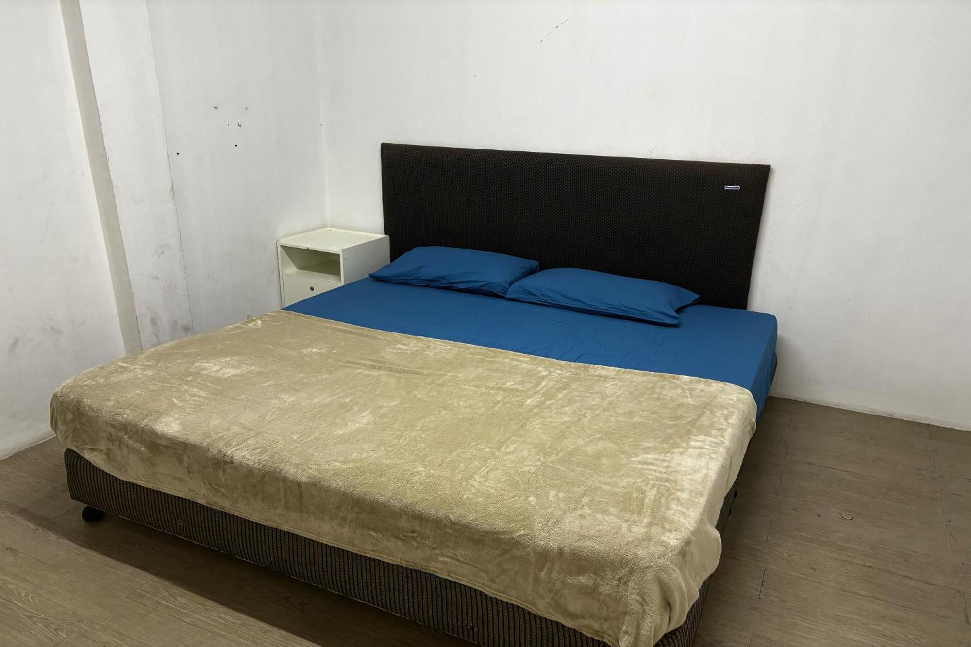 Panasan Khách sạn 2*